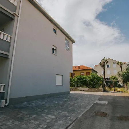 Royal Blue House 2